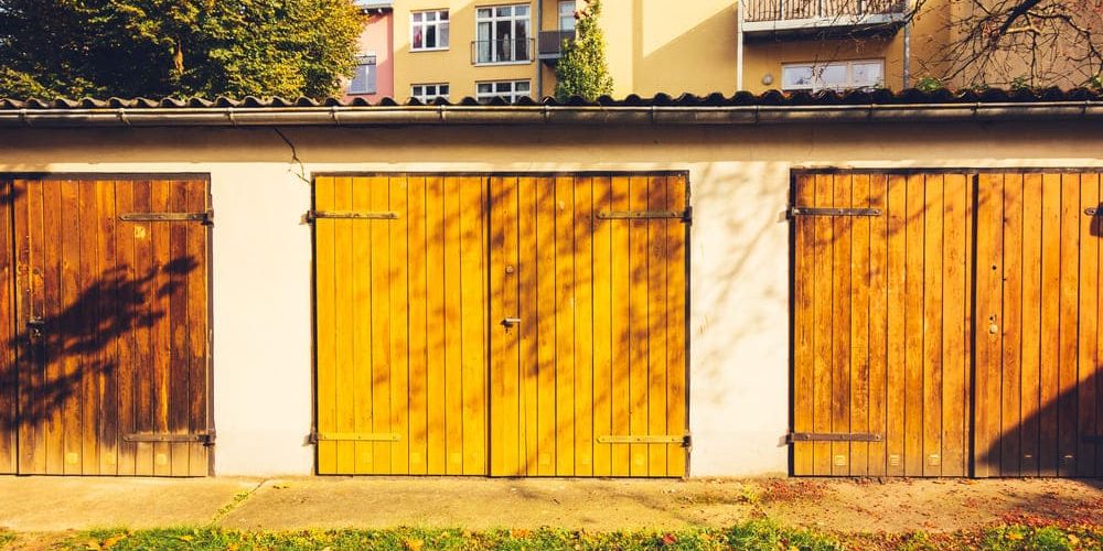 houten tuindeur of schuur beveiligen
