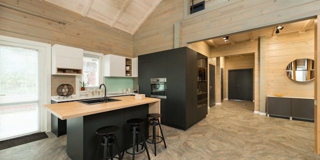 Kleur, nerf en afwerking: zo oogt hout meteen frisser thuis