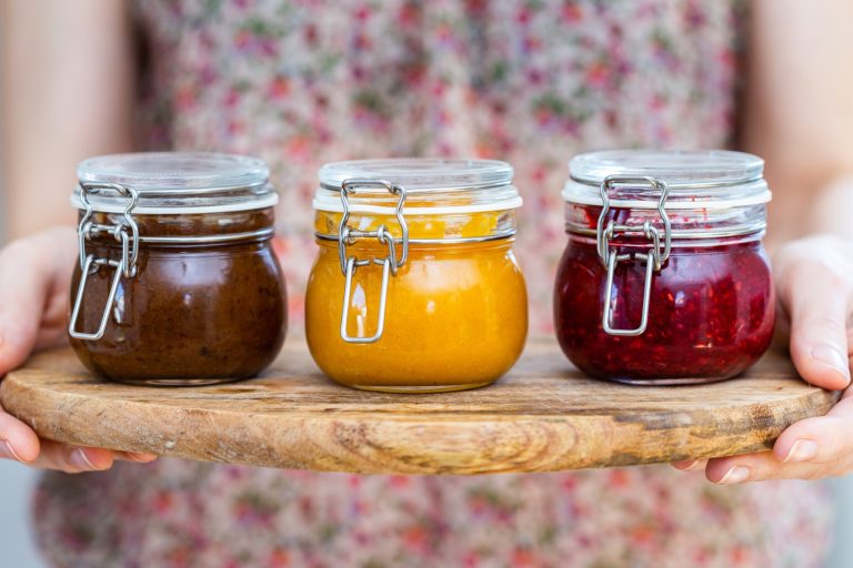Jam jam in potjes