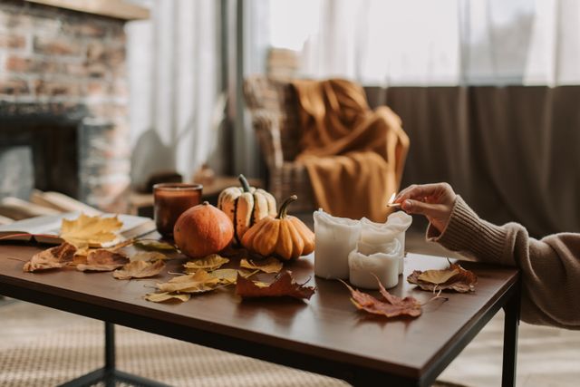 Najaarsstyling subtiele veranderingen voor een warm interieur